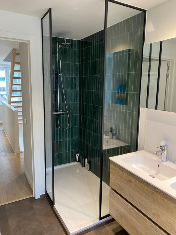 flesgroene-zellige-badkamer