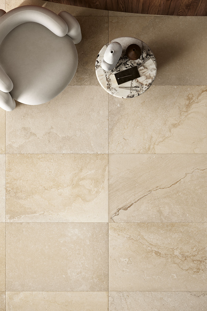Ceramiche-Coem_Tuffeau_Dorato-604x906_pavimenti-interni.webp