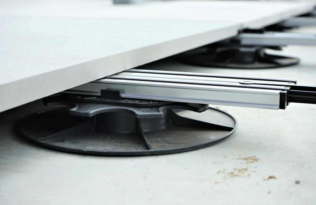 SOLIDOR STRUCTUSOL - 2,4M - ALU LIGGER VOOR TEGELS