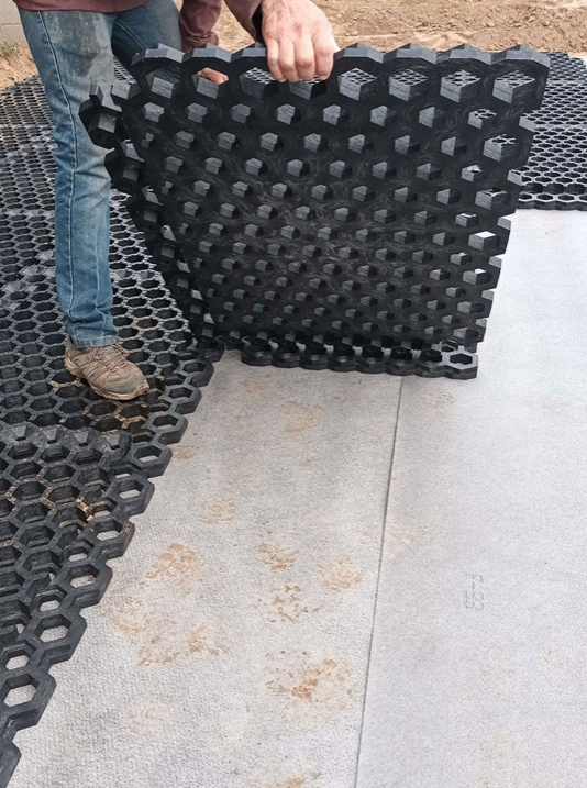 KUNSTSTOF STABILITSATIEPLAAT GEODAL FARM (GRAS/GRIND/ZAND)