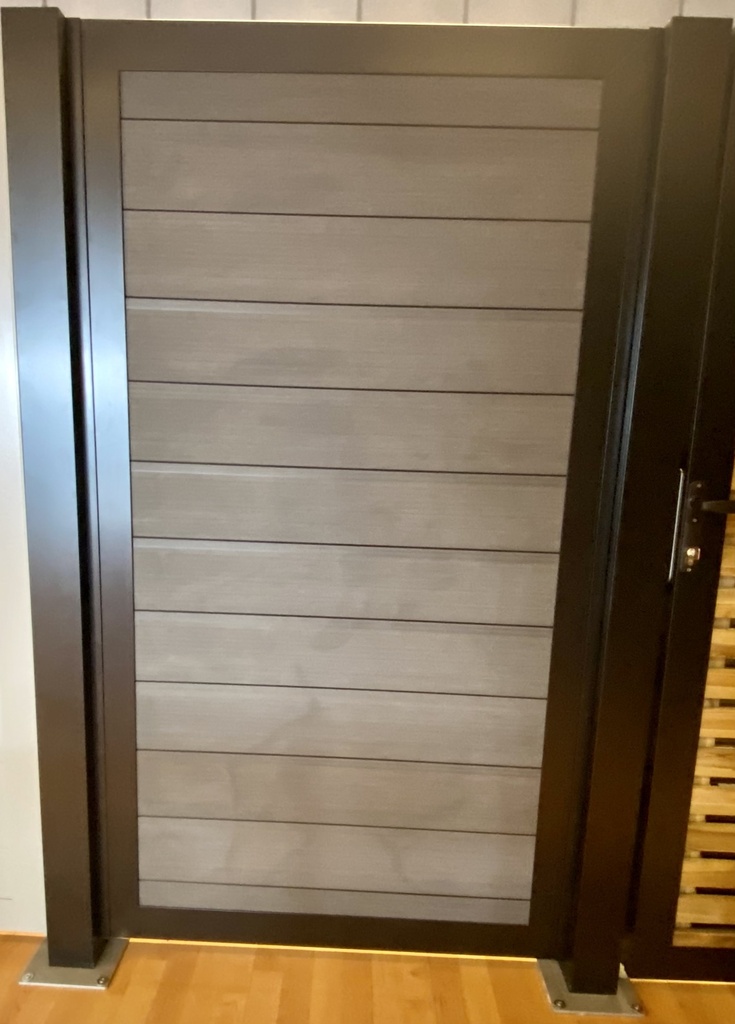 TUINSCHERM DESIGN 180/180 MET COMPOSIET PLANKEN (VLAK) STANDAARD RAL