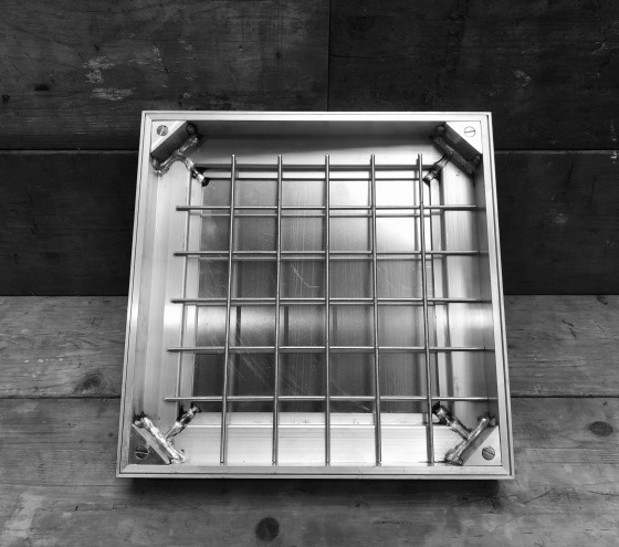 COUVERCLE A CARRELER ALU YUCON T.06 - VIS (60/60)