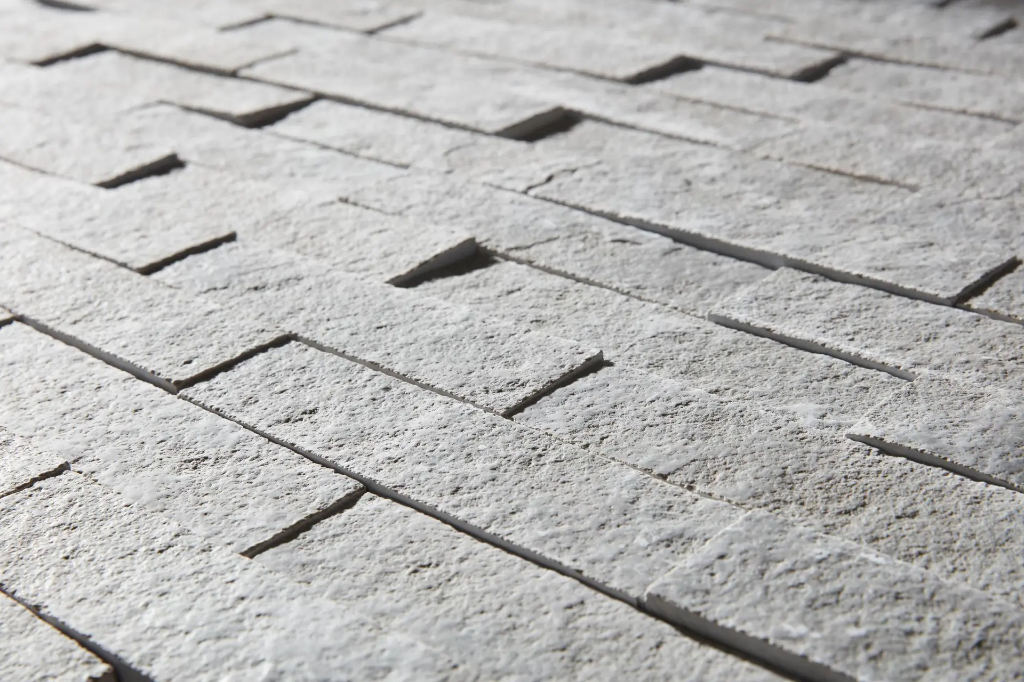 MANOIR GREY KLINKER - NATUURRUW OPPERVLAK MET GEZAAGDE KANTEN 20/5//4CM